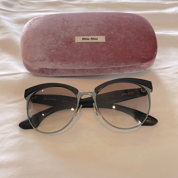 Miu Miu gray sparkly sunglasses - Picture 3 of 6